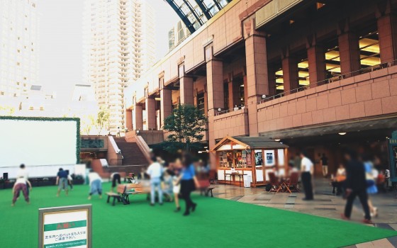 恵比寿ガーデンプレイスでヨガ！ビール！