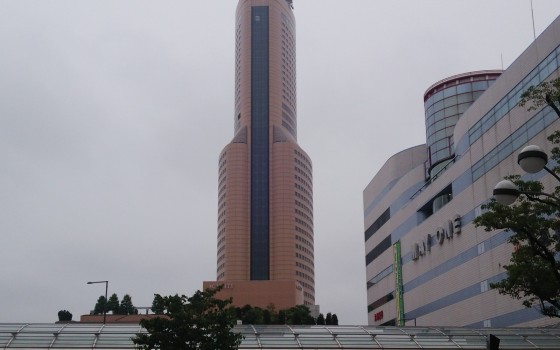 駅前のシンボルです