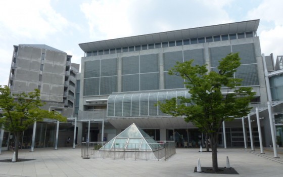 めぐろ区民キャンパス　【八雲中央図書館】