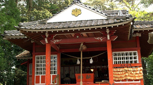 三股町御年神社(みとしじんじゃ)