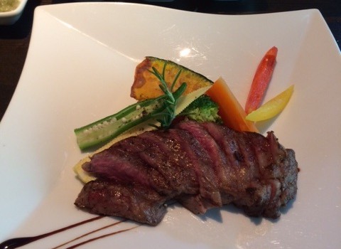 宮崎牛が楽しめる個室でまったりダイニング!