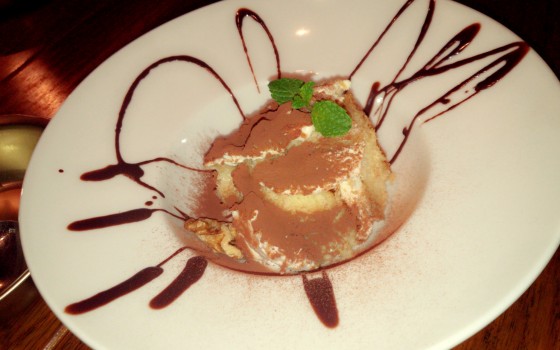 串ダイニングｇｏｅｍｏｎ