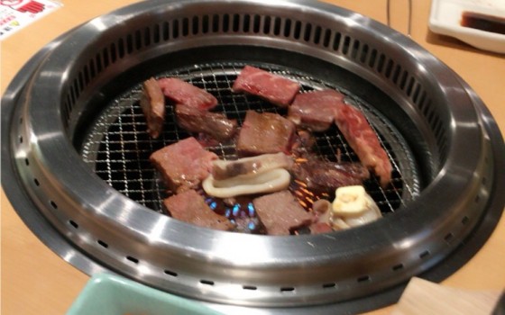 【焼肉きんぐ】